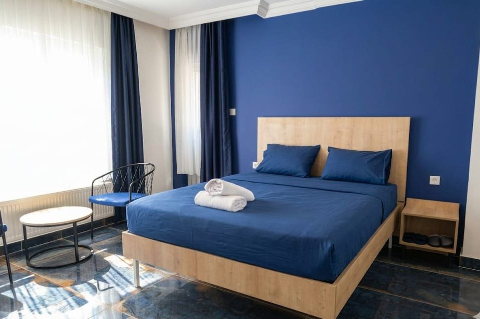 Keçiören günlük kiralık ev, geniş suit yatak odası